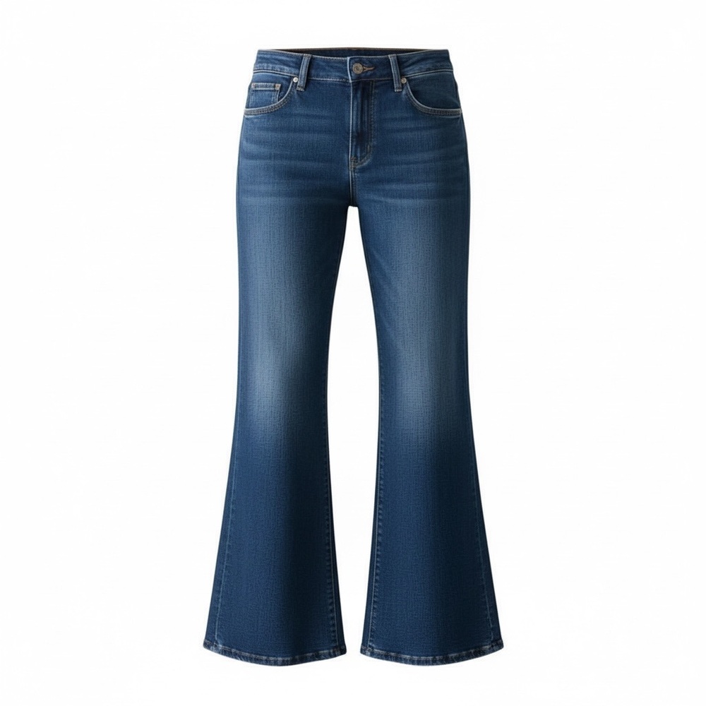Hint of Blu Women's Flared Blue Jeans